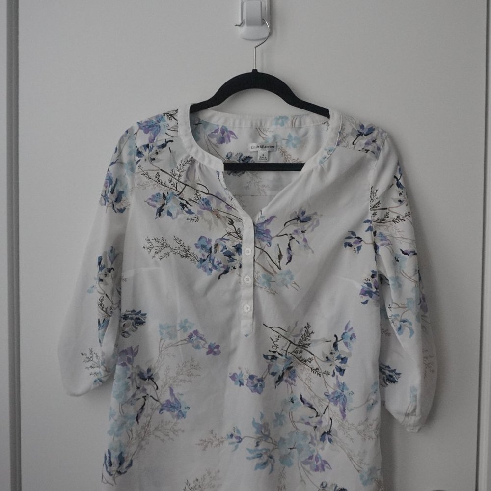 Croft & Barrow White Blouse Blue Flowers Top